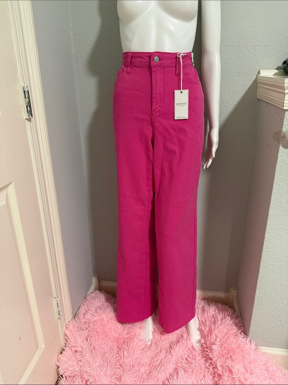 Judy Blue High-Rise Wide Leg Jeans in Fuchsia